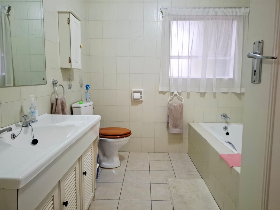 3 Bedroom Property for Sale in Waverley Free State